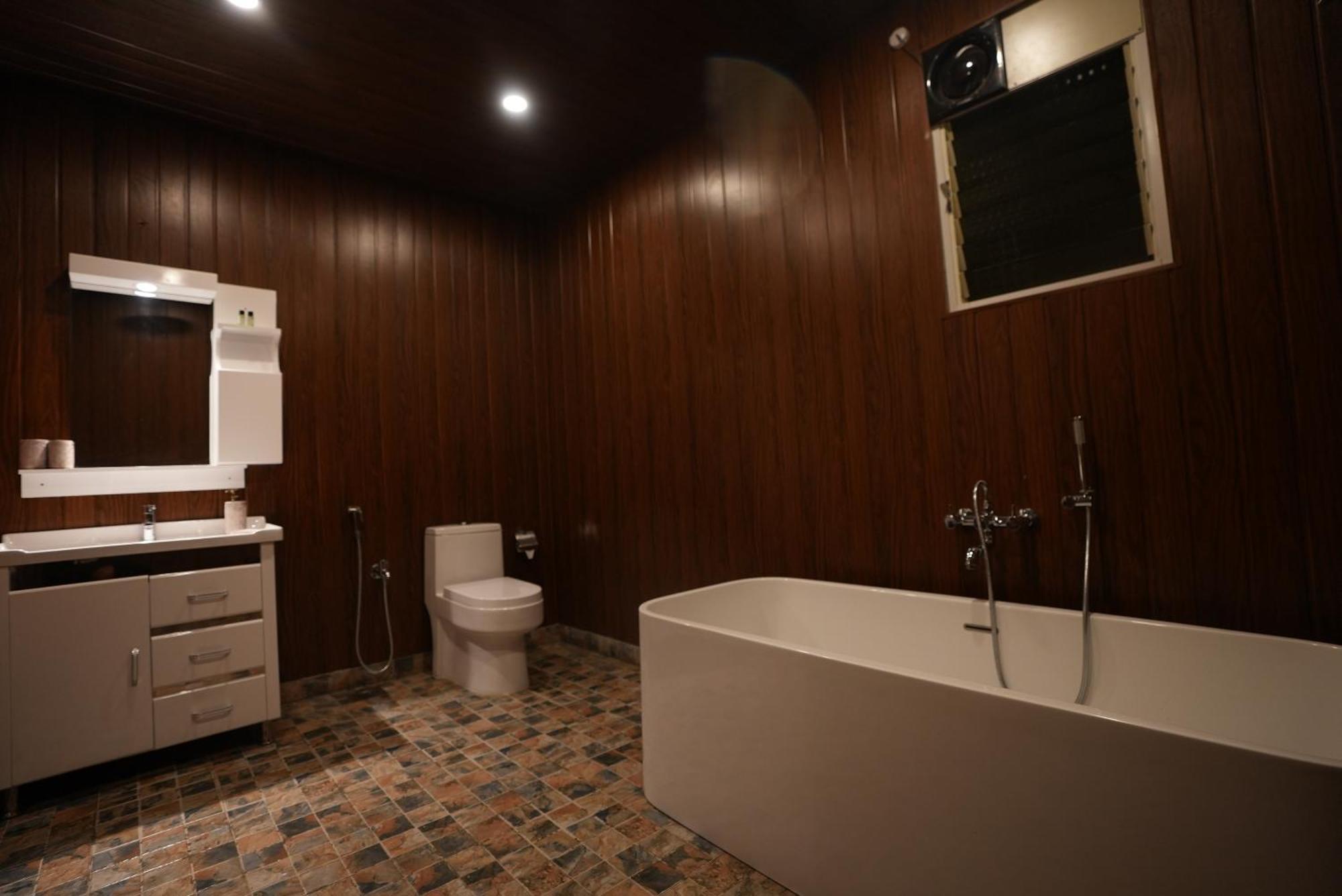 Prive By Whiteflower Vagator Room photo